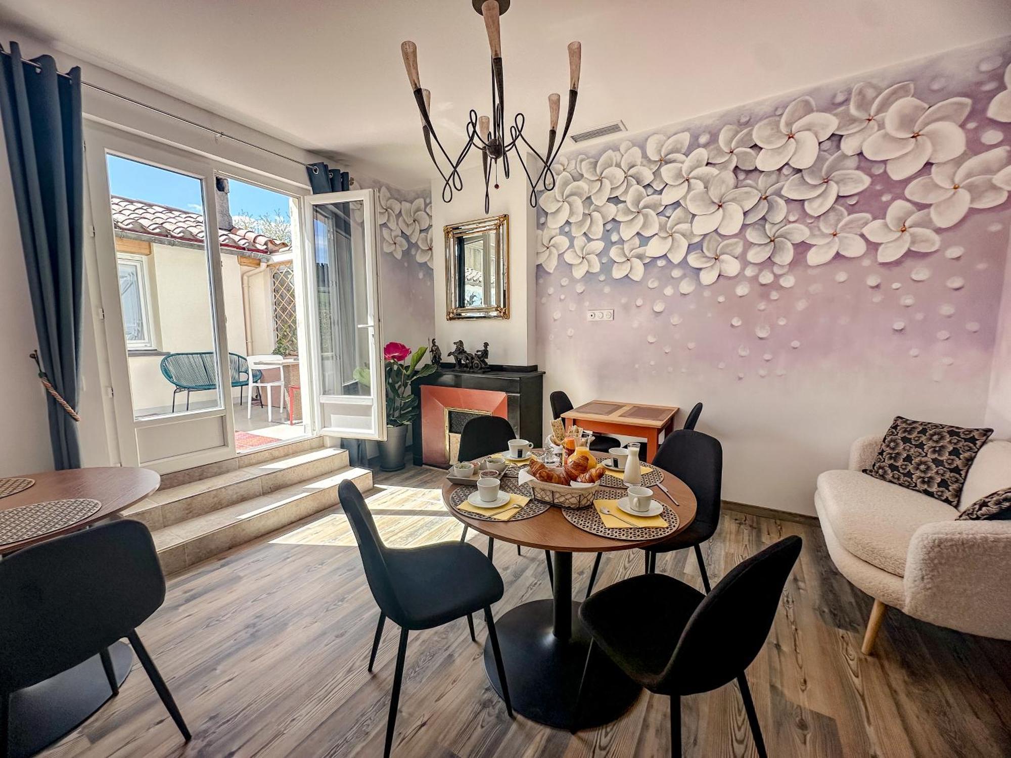 Face Cite - Chambres D'Hotes - Parking & Garage Gratuit - Wi-Fi Gratuit Carcassonne Buitenkant foto